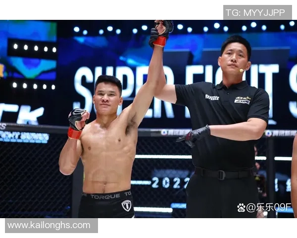 勇士赛场爆发小插曲,裁判如何处理? 勇士赛场爆发小插曲,裁判如何处理?